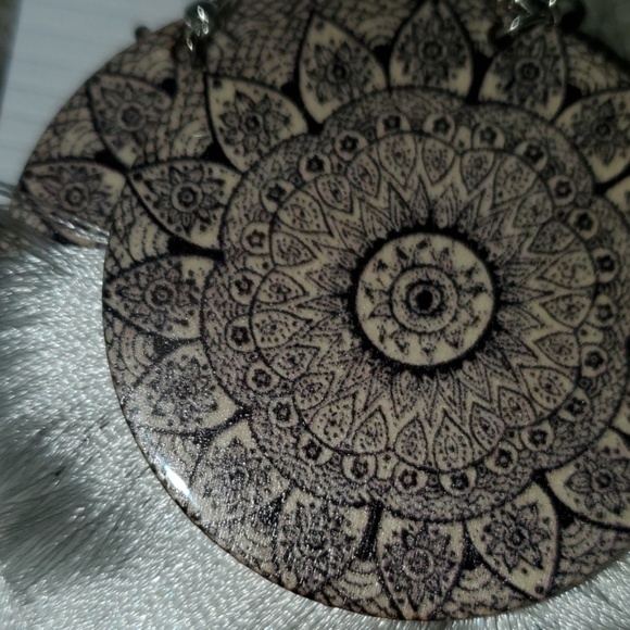 💥2xHP💥Wood Tassel Earrings - Picture 6 of 7